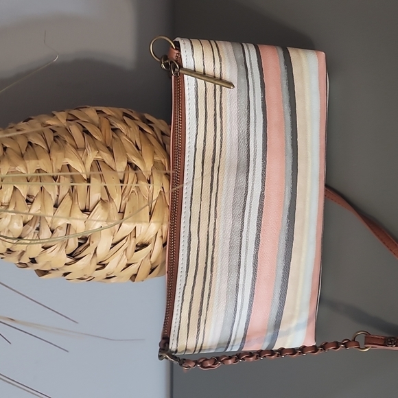 ELLIOT Lucca Y2K Striped Pastel Crossbody - Picture 4 of 12